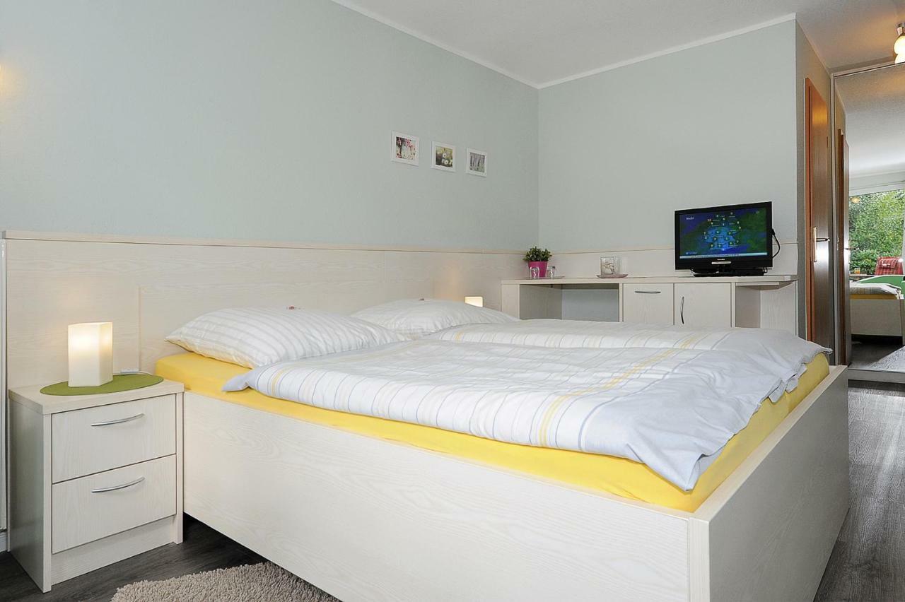 Hotel Garni Haus Am Meer Нойхарлингерзиль Экстерьер фото