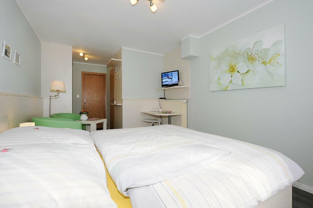 Hotel Garni Haus Am Meer Нойхарлингерзиль Экстерьер фото